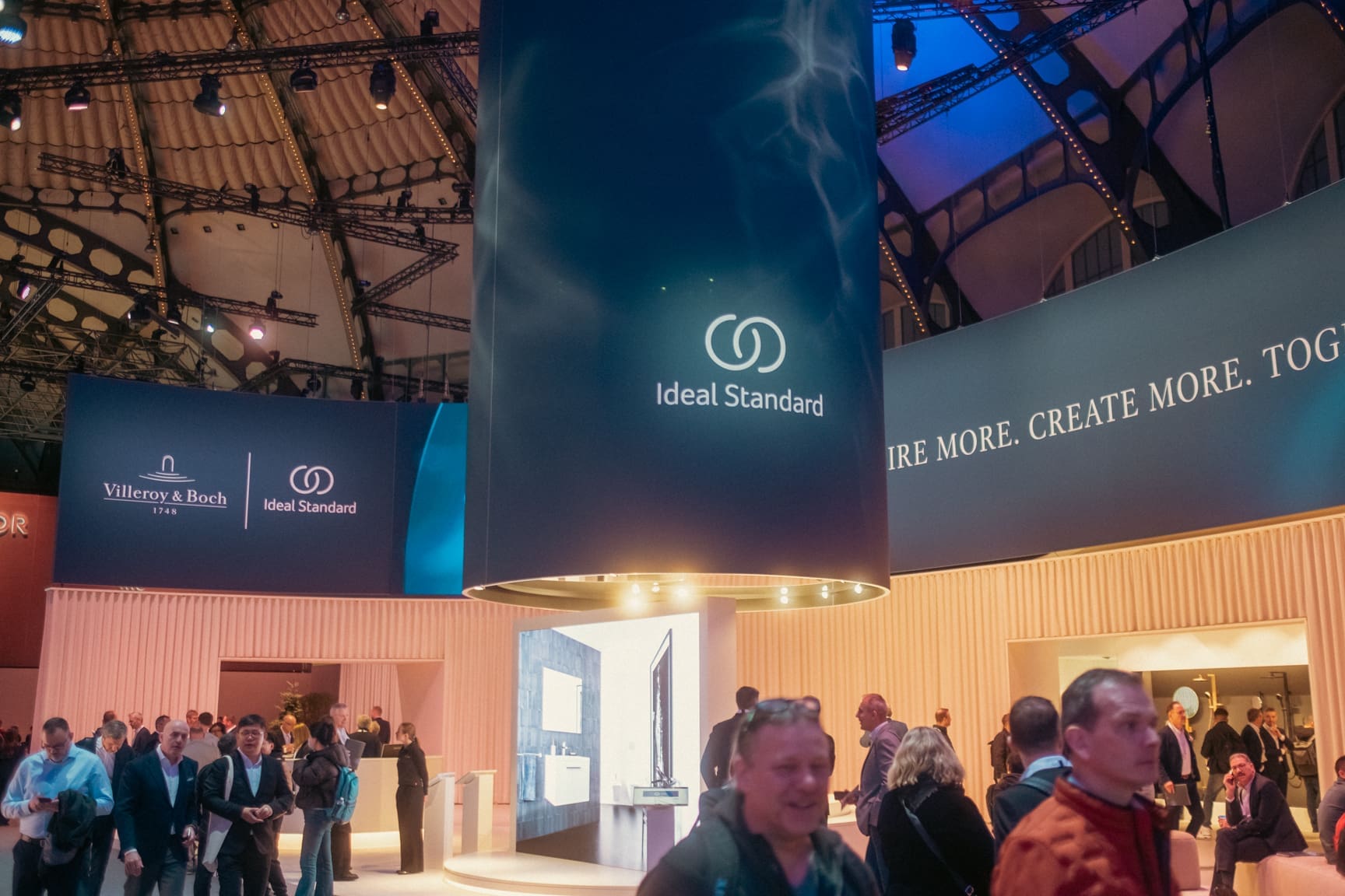 FOTO: Premieră la ISH Frankfurt 2025 – Villeroy & Boch și Ideal Standard expun noile colecții împreună