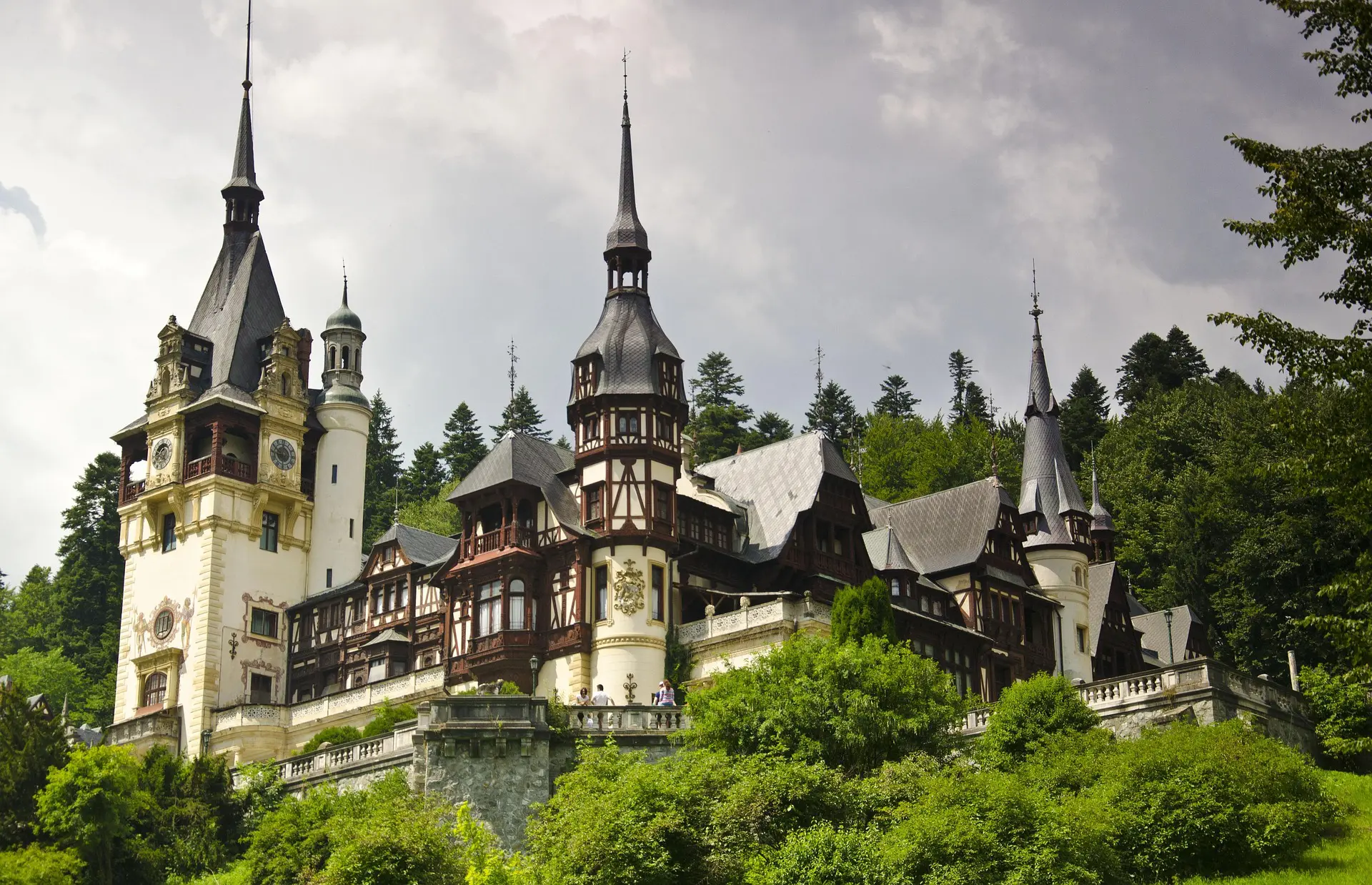 Cheltuielile turiștilor străini în România au depășit 5 miliarde de euro, marcând cea mai rapidă creștere din UE în ultimul deceniu