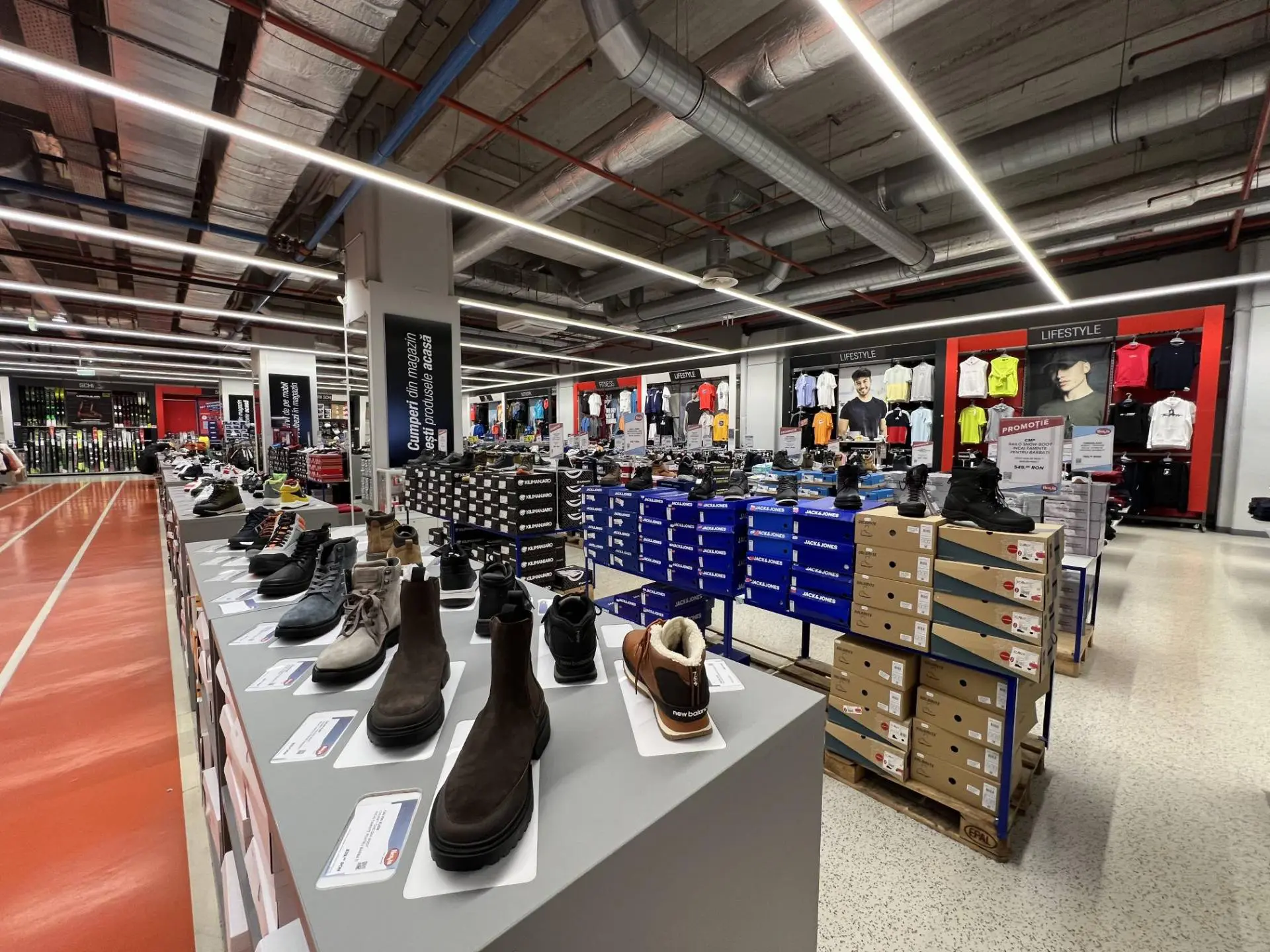 Tranzacție regională în retailul sportiv: Frasers Group achiziționează 78 de magazine Hervis